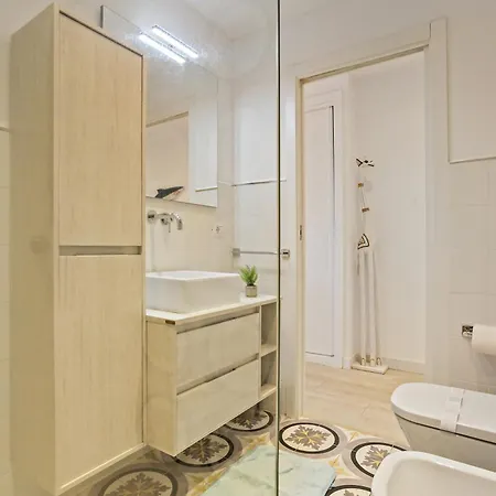 1 Bedroom Giuly Sea Views In Cristianos 아파트 *